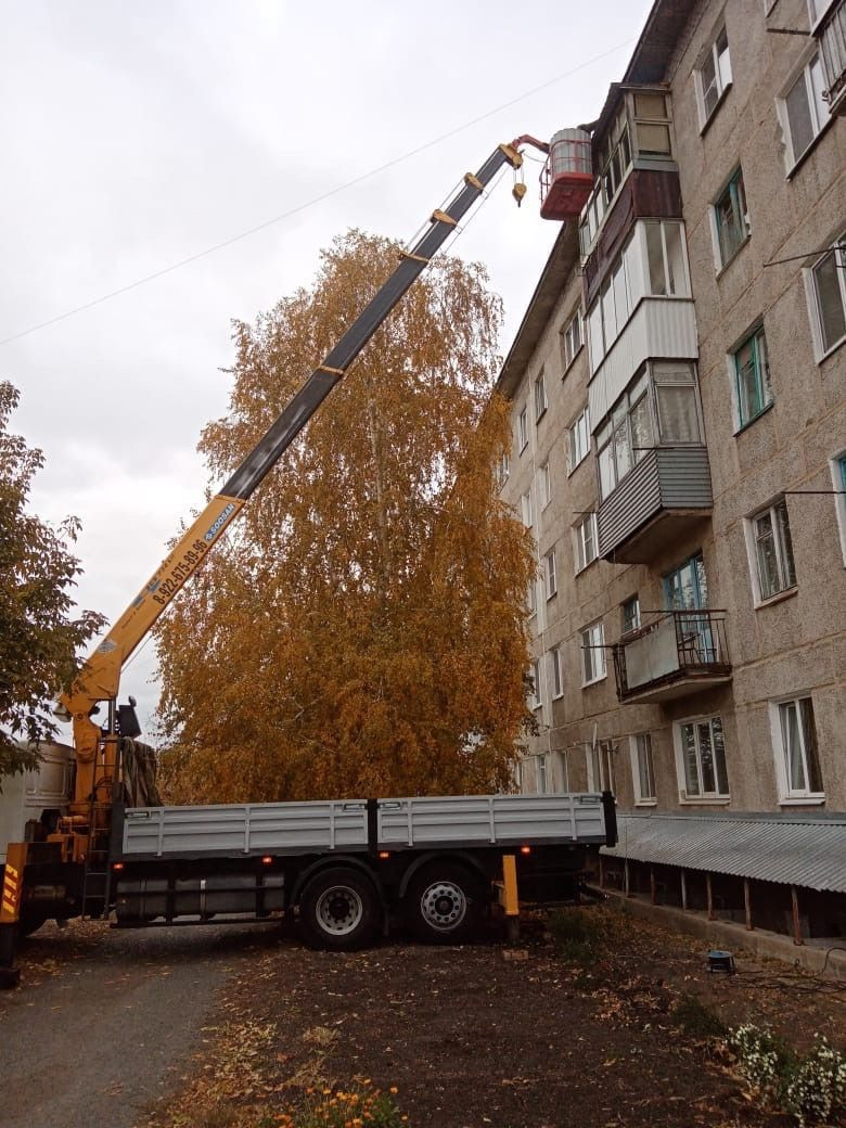 Перевозка и установка опор, столбов освещения манипулятором в Мурманске по  низкой цене